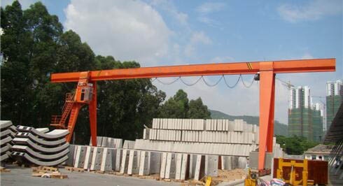 MH型電動(dòng)葫蘆門(mén)式起重機(jī)（馬鞍式全包廂）